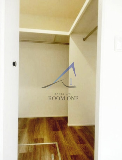 Ｒｅｓｉｄｅｎｃｅ　　Ｈの収納|ウォークインクローゼットです。