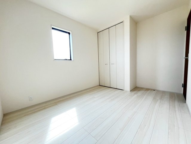 焼津市吉永／4期　新築戸建の洋室