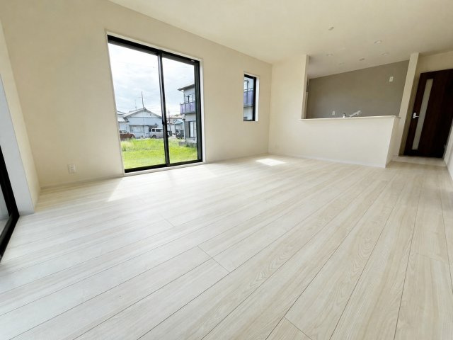焼津市吉永／4期　新築戸建の居間・リビング