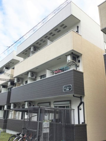 フジパレス吹田イーストⅡ番館の外観