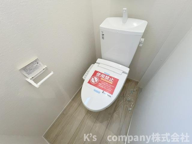 ◎茅ヶ崎市出口町　新築戸建のトイレ|白を基調とした清潔感のあるトイレ◇