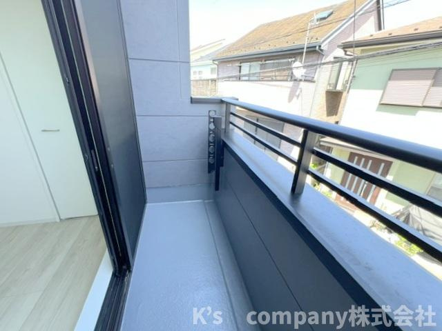 ◎茅ヶ崎市出口町　新築戸建のバルコニー|主寝室の正面にあるバルコニー☆