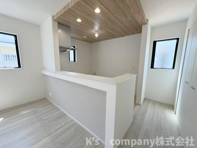 ◎茅ヶ崎市出口町　新築戸建のキッチン|小さなお子様のいるご家庭は見守りながら家事ができます◇