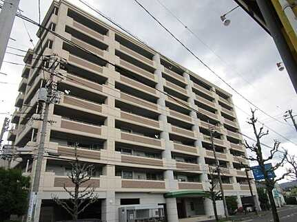 フォレストコート緑井の外観