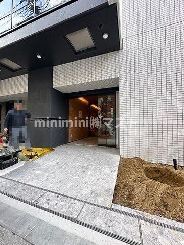 シーズンフラッツ梅田NORTHのエントランス