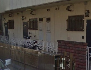 コーポ相沢の玄関