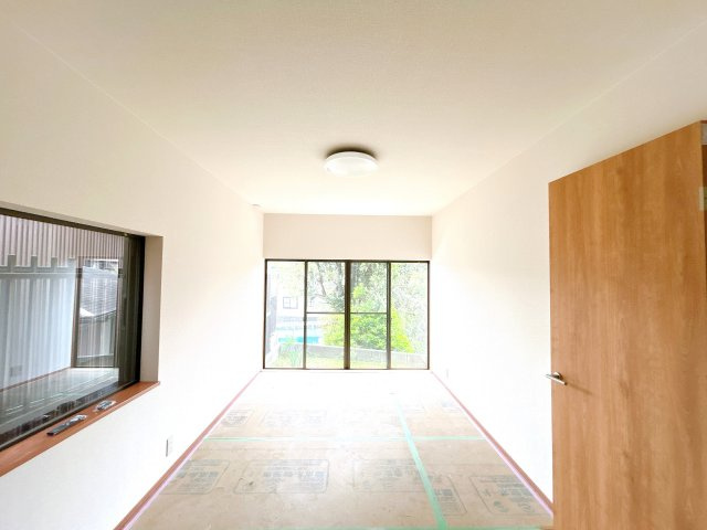 高知市福井町　中古戸建の洋室