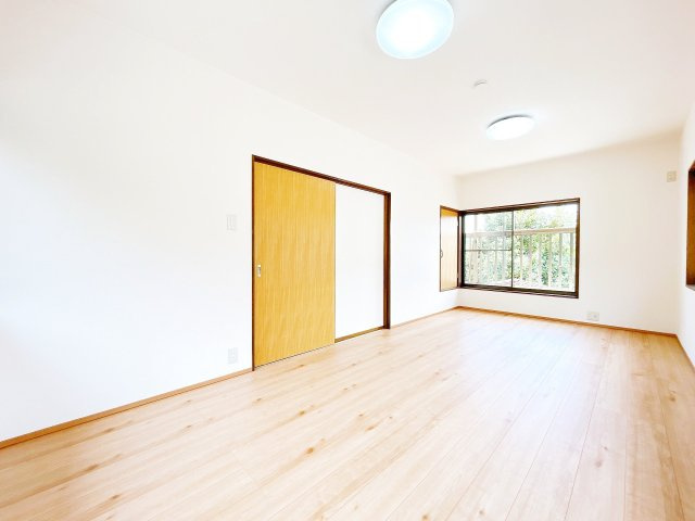 高知市福井町　中古戸建の洋室
