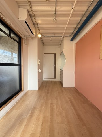 大阪市中央区谷町６丁目の賃貸マンションの居間・リビング