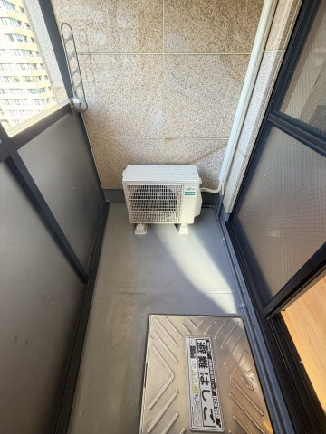 大阪市中央区谷町６丁目の賃貸マンションのバルコニー