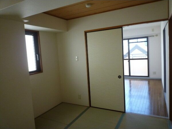 甲子園GHの和室