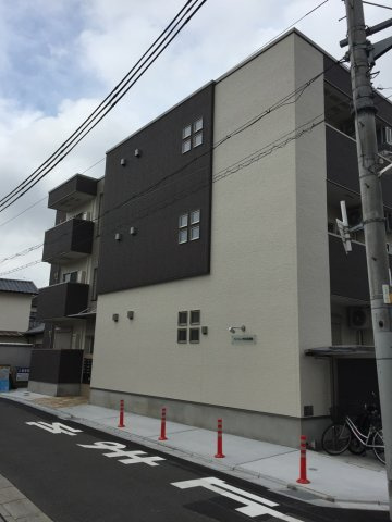 フジパレス吹田Ⅲ番館の外観