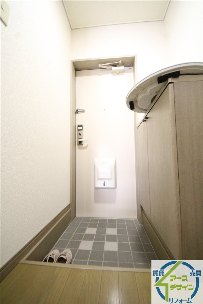 カステルBの玄関