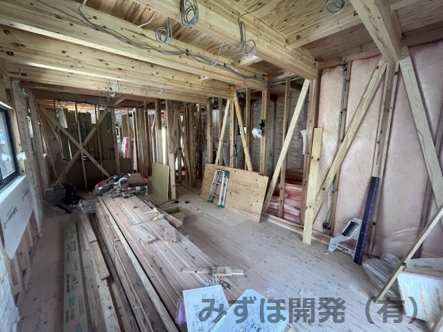 山形市下条町5丁目14-11の居間・リビング|《新築中》7/9撮影　LDK