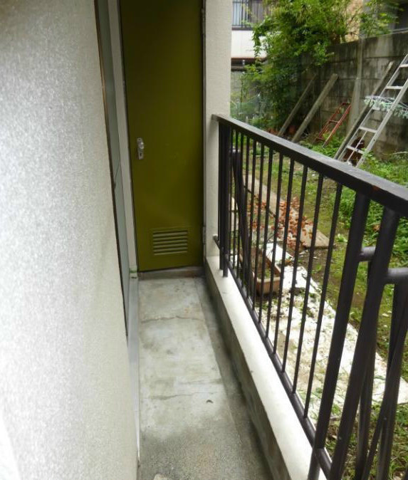 杉並区高円寺北４丁目の賃貸マンションのバルコニー