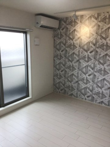 フジパレス吹田寿町Ⅴ番館の洋室