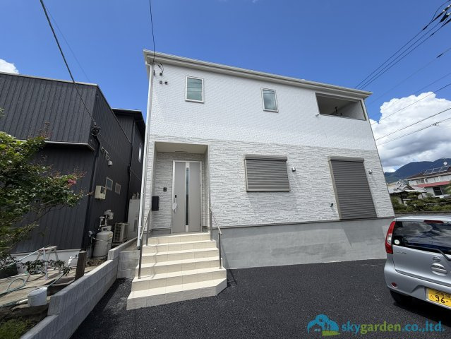 秦野市弥生町第5　新築戸建　全2棟2号棟