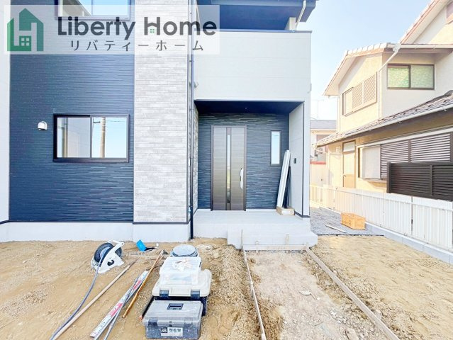 つくばみらい市谷井田10期　新築戸建のエントランス
