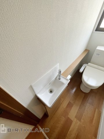安積町成田田向　サンステージこおりやま　中古住宅のトイレ
