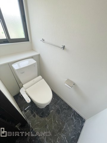 安積町成田田向　サンステージこおりやま　中古住宅のトイレ