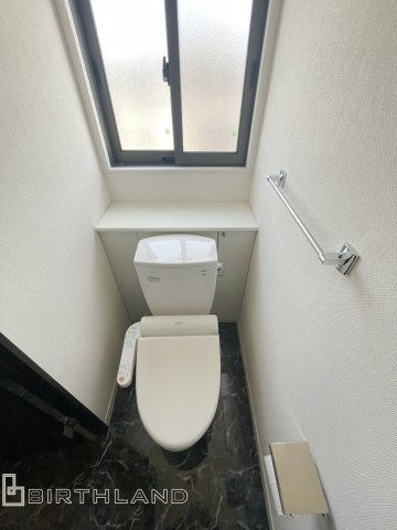 安積町成田田向　サンステージこおりやま　中古住宅のトイレ