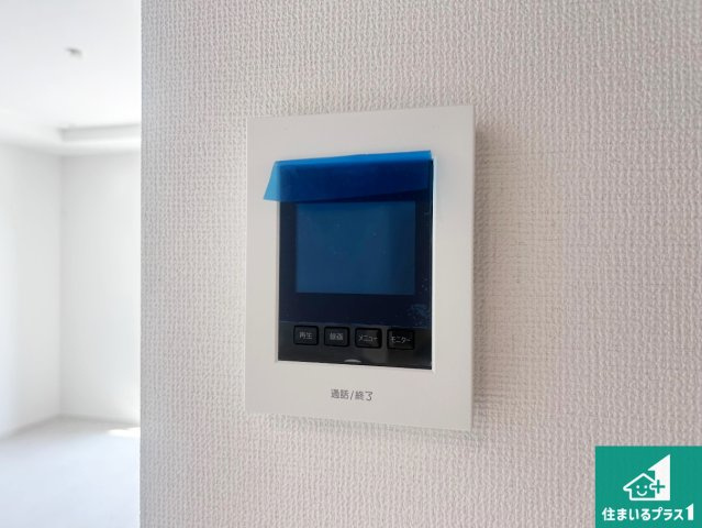 神戸市北区有野台　第1期　新築一戸建ての防犯設備|カラーモニターインターホン！声だけでなく来訪者の姿や顔がモニターで確認できるので、小さなお子様がいらっしゃるご家庭でも安心できます！