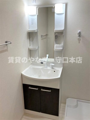 【洗面所】 | フジパレス門真本町Ⅲ番館 | 独立洗面台に室内洗濯し置き場のある脱衣室♪