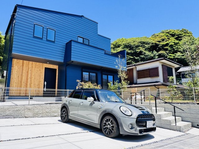KAMAKURA FAMILY BASE — 稲村ガ崎で育てる、余白のある暮らし