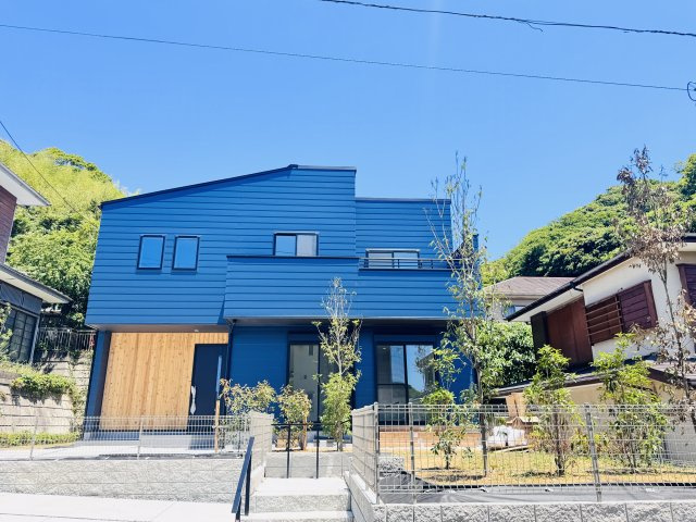 KAMAKURA FAMILY BASE — 稲村ガ崎で育てる、余白のある暮らしの間取り