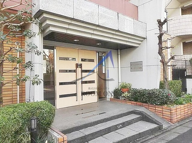 ロイヤルエクセラージュ市ヶ谷二十騎町のエントランス|エントランスです。