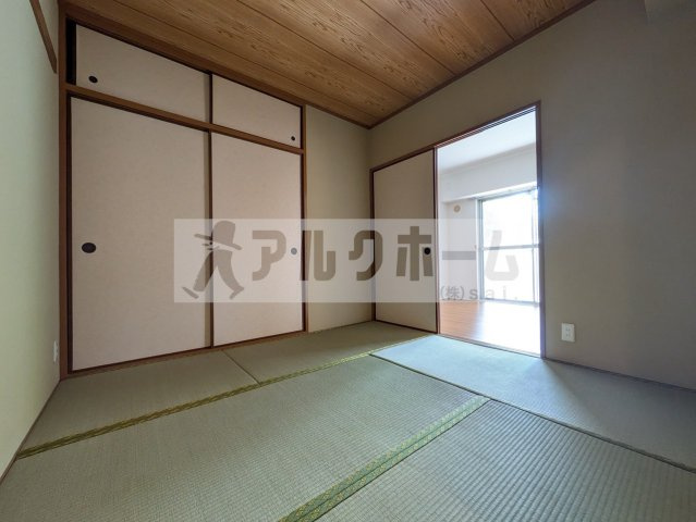 メゾン上市の和室|メゾン上市（JR柏原駅）