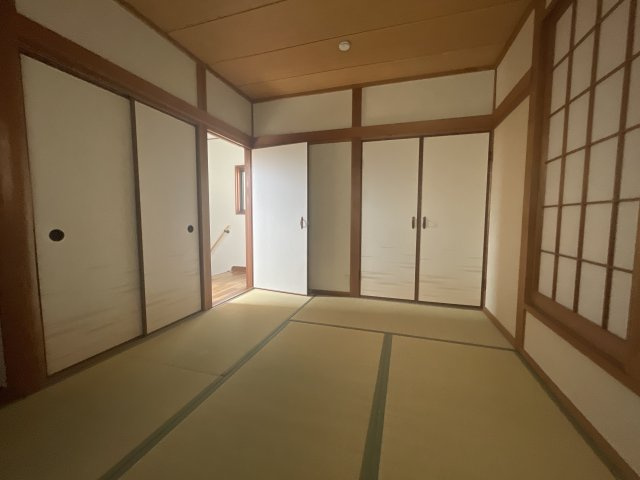 山田町小部南山貸家の子供部屋