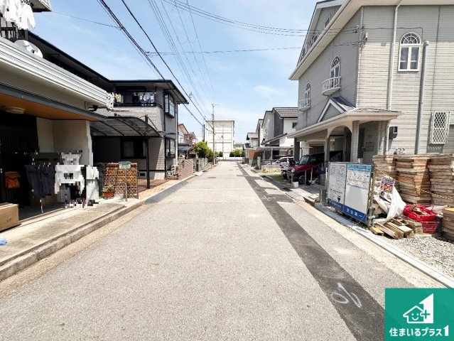 加古川市東神吉町神吉　第12期　新築一戸建ての前面道路含む現地写真|周辺は落ち着いた街並みの住宅地！子育てがしやすい住環境です！まだ未完成ですが、現地でしかわからない事もございます。是非一度ご覧ください。