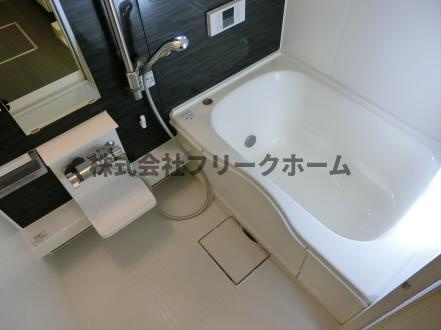 杉並区西荻南４丁目のタウンの浴室