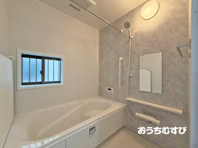 春日井市坂下町3丁目1204番（全1棟）の前面道路含む現地写真