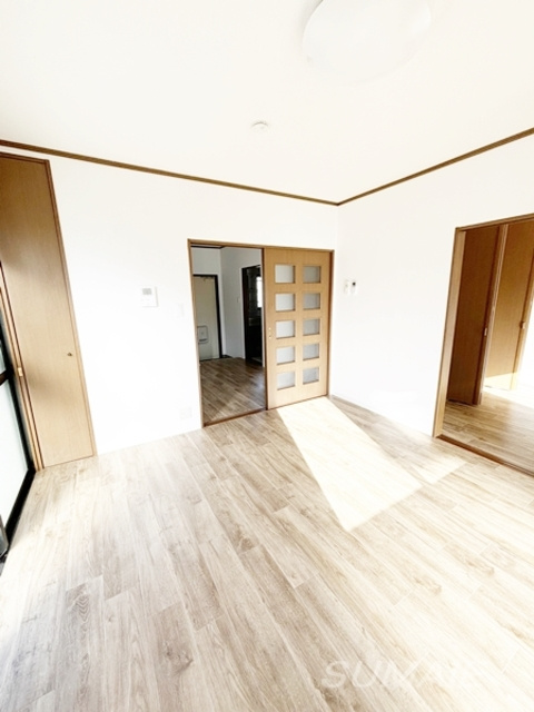アドアップKの洋室|明るいお部屋です！