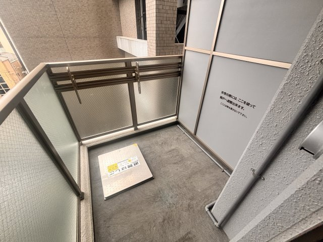 セレニテ神戸ミラクのバルコニー