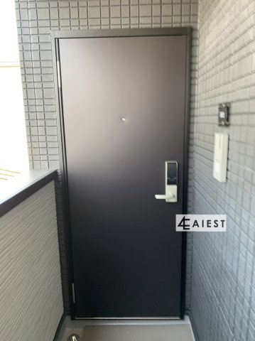 CRASTINE大杉の玄関