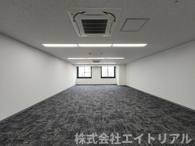 矢作豊田ビルの内装