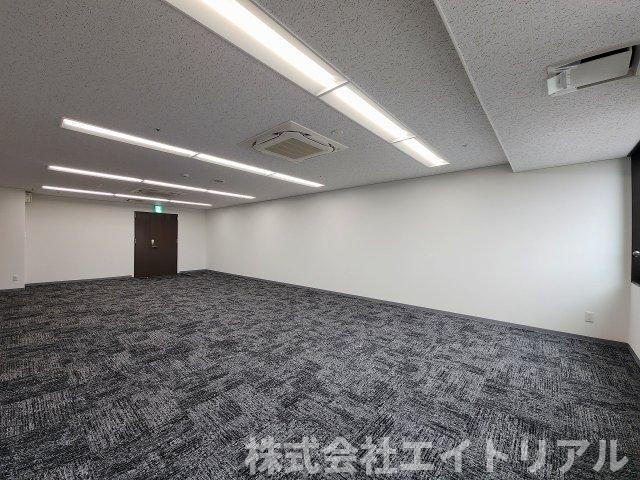 矢作豊田ビルの内装