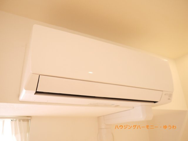 【冷暖房・空調設備】 | ホワイトパレスシンワ | エアコン設置されています。