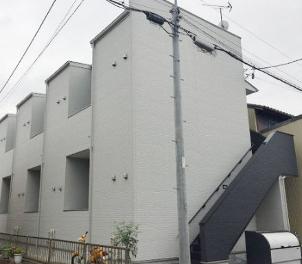 クレスト新富の外観