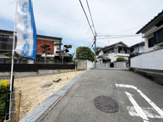 【前面道路含む現地写真】 | 自由設計対応ですので、お好きな間取りで個性あふれる住まいにしてくださいね！
