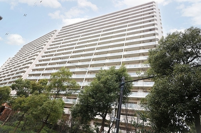 【外観】 | リバーガーデン福島木漏れ日の丘 | 外観は落ち着いています