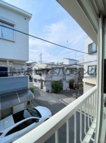 【展望】 | 　寝屋川市春日町30戸建貸家 | 2階洋室から西向きの眺望です