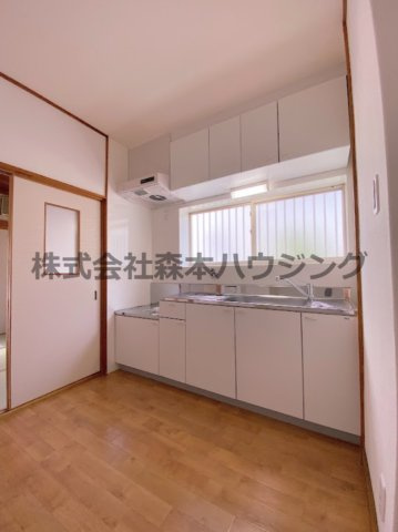 【キッチン】 | 　寝屋川市春日町30戸建貸家 | きれいなキッチンです