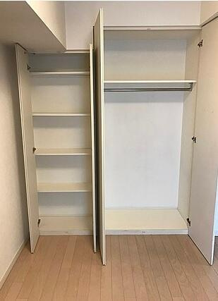 フォルム四谷外苑東の収納|ちょっとした収納スペースも充実しています