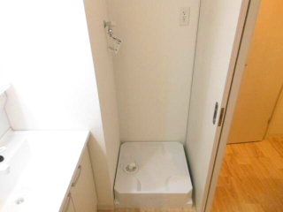 ボヌール大森東の設備|洗濯機置き場です