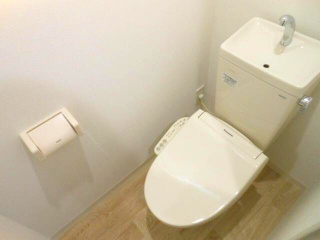 ボヌール大森東のトイレ|ゆったりとした空間のトイレです
