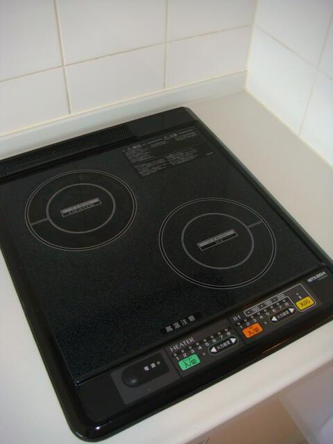 ドゥーエ東高円寺のキッチン|IHコンロです
